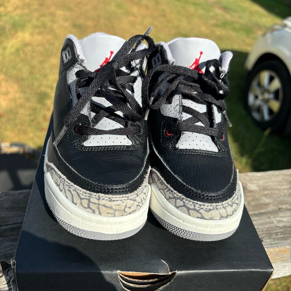 Nike Air Jordan 3 Retro Black/Fire Red-Cement Grey 12C - Picture 7 of 10